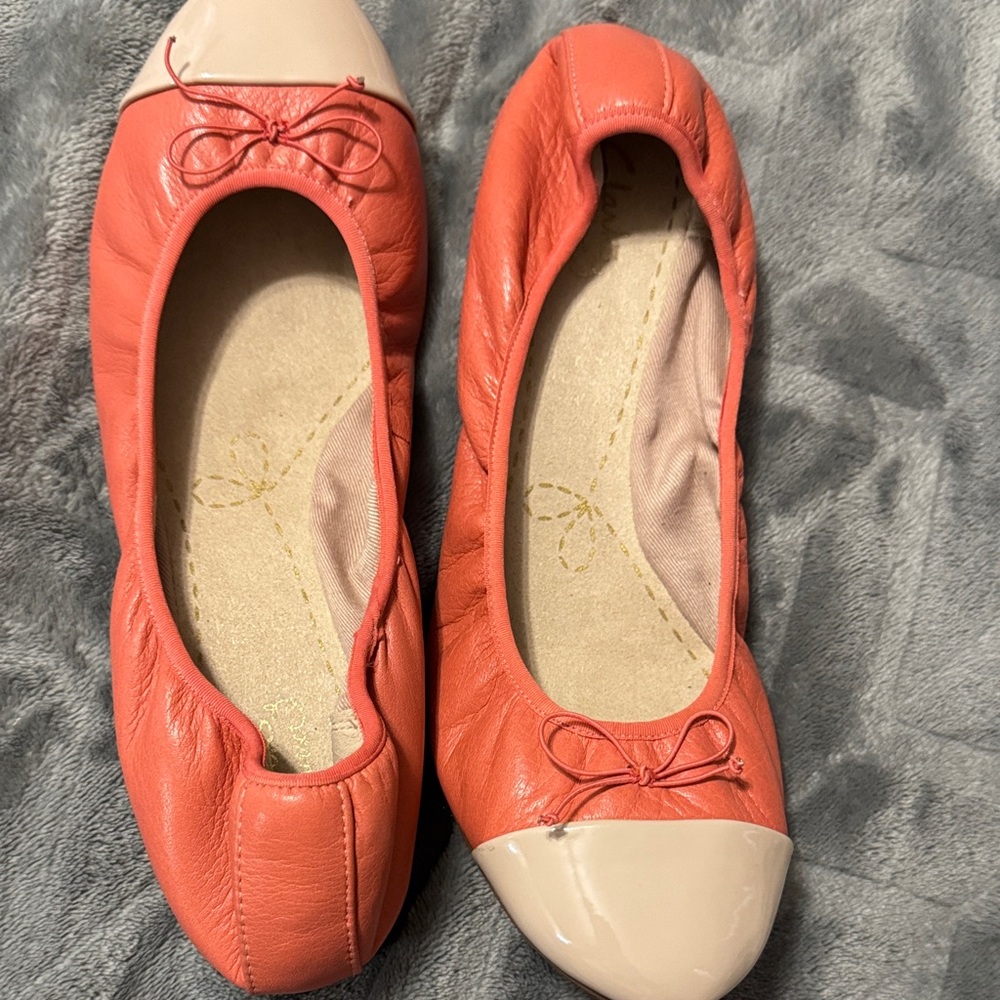 Clarks Coral and Cream Women's Ballet Flats